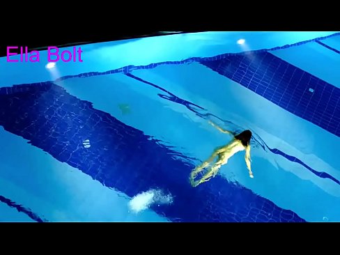 ❤️ Não consigo parar de observar, jovem loira apanhada nadando nua na piscina do resort ELLA BOLT ❤️❌ Sexo vídeo em porno pt-br.com-porn-mz.ru