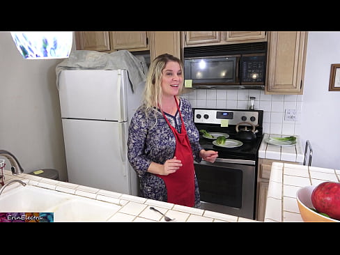 ❤️ A madrasta o ordenha na cozinha antes de sua data ❤️❌ Sexo vídeo em porno pt-br.com-porn-mz.ru