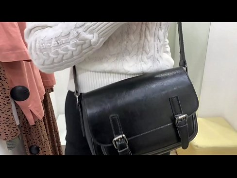 ❤️ Masturbação pública da jovem cadela FeralBerry com um dildo no provador ❤️❌ Sexo vídeo em porno pt-br.com-porn-mz.ru